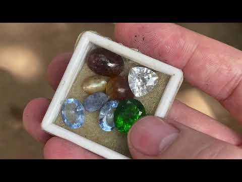 Рынок драгоценных камней в Танзании: драгоценные камни, нападение масаев и другие приключения