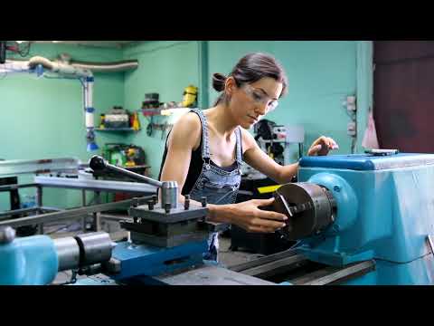 A GIRL builds CNC plasma cutting machine. DIY. Part 1.