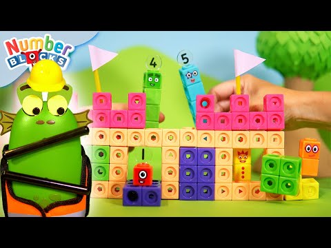 Blockzee Builds a Castle 🏰 Comparing Number | Colourful maths and Toy Play for kids | Numberblocks