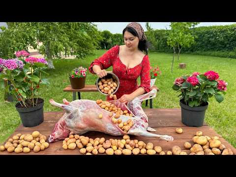 😯 Unique Way to Cook Potatoes Inside a Whole Lamb! 😯