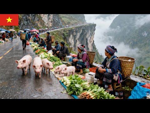 Vietnam China border market Lung Phinh market, first time here, a unique market of the Hmong people