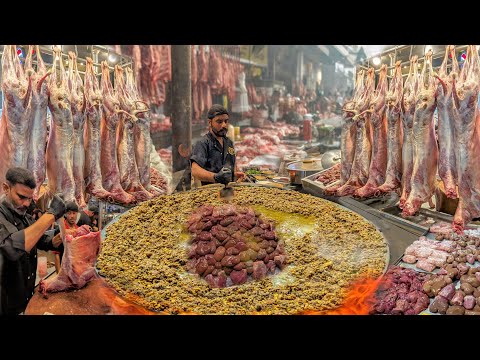 MOST POPULAR PAKISTANI MUTTON STREET FOOD 😱 | BEST DESI STREET FOOD PAKISTAN 2025