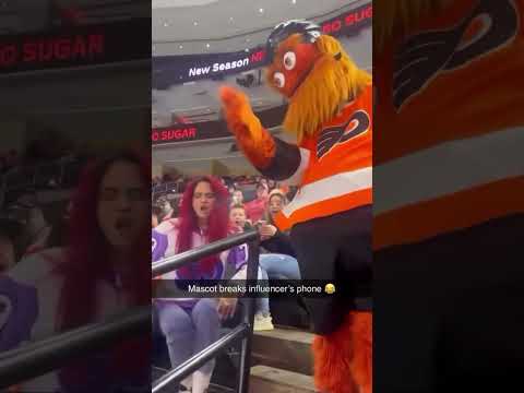 Hockey mascot breaks influencer’s phone LOL