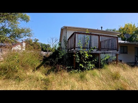 UNDERPAID TEACHER Had Most UNSIGHTLY LAWN On The Block, So We Did This For Him