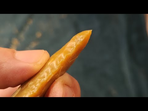 1559 - Thinning a Thick Tip Flintknapping