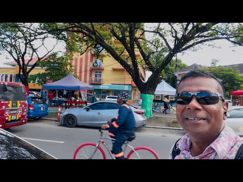 CHRISTMAS AROUND THE CORNER IN GEORGETOWN 