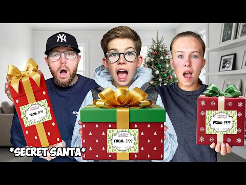 SECRET SANTA FAMILY GIFT SWAP!