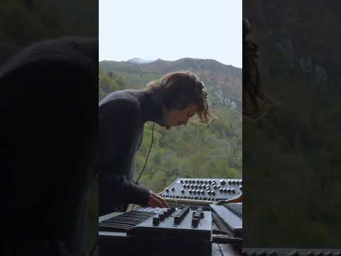 Spiraling  #deephouse #downtempo #deephousefamily #chillmix