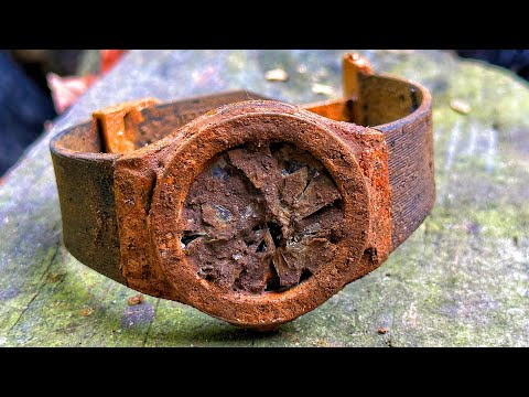 Restoration old rusty Hublot Classic Fusion Titanium Watch