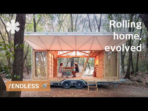 Expandable home with loop-filtered water is indoor/outdoor game changer