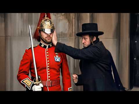 When Tourists Mess With The WRONG Royal Guards
