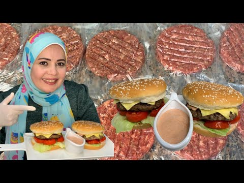 Authentic burgers, made with a secret recipe (exclusive)