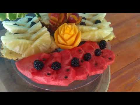 FRUIT PLATE - DECORATED - SUPER CREATIVE