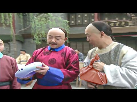 和珅用800兩白銀買下古董，卻不知被紀曉嵐耍了，那東西還不如一個尿盆！15-1