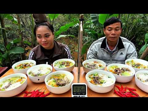 Love to Fight With Mr. Hac Each Person Has 5 Bowls of Mixed Beef Noodle So Attractive