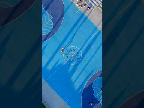 Fun with drone in Venice Beach, Los Angeles.🌴🚁🏀#drone #mavic2pro #cinematic