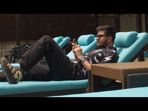 Why are people QUITTING Jobs for Youtube?