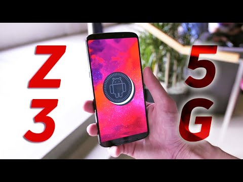 Moto Z3 Hands On: First 5G Upgradeable Phone!