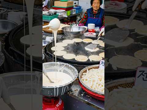This Pancake Skill is Unreal! Best radish crepe in Korea. “Bing-Tteok” / Korean street food #shorts