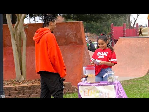 This Little Girl Was Selling Lemonade To Help Her Mom Pay For....