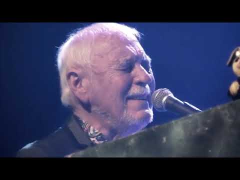 A Whiter Shade Of Pale Procol Harum (Live)