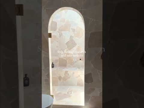 A moment for these gorgeous tiles because WOW ✨ Crazy pave is a great way to achieve a look with