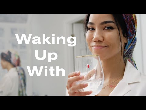 We Spent the Morning with Jhené Aiko, Her Tarot Cards, and Her Beloved Cats | Waking Up With | ELLE