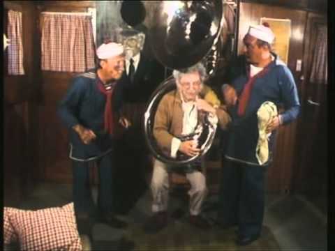 Peppi en Kokki laten hun schip dopen 1/3