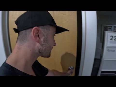 DOWNTOWN PHOENIX + SNEAKING INTO ASU!  AZ 🇺🇸