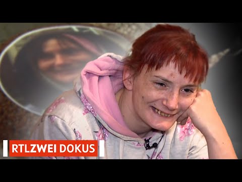 Carolas Liebesdrama & Streit mit dem Ex! 😱🎂💔 | Armes Deutschland | RTLZWEI Dokus #75