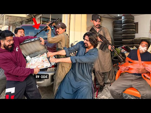 STANGER KIDNAPPED SONU BHAI FOR 1 CRORE!