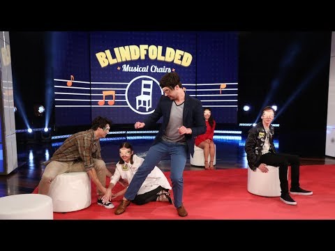 'The Fosters' Cast Plays 'Blindfolded Musical Chairs'