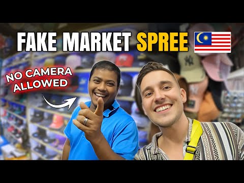 Bargaining On This Crazy Market in Kuala Lumpur 🇲🇾