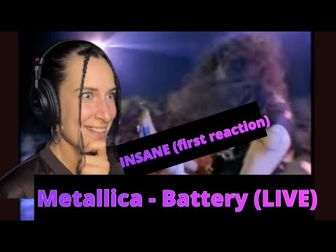 Pop girls first reaction to Metallica - Battery (LIVE in Seattle 1989)