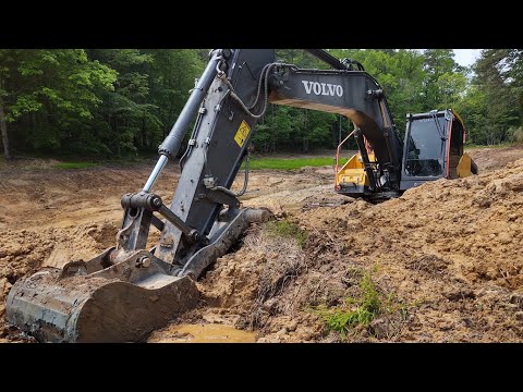 Something Just Had To Get Stuck On The Dredging Job