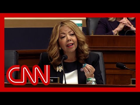 'For two weeks I carried my dead fetus': Lawmaker tells her pregnancy loss story