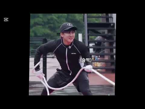 Viendo skz skzoo vs skz y al final hay momentos de skz