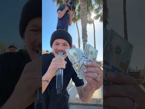 💵 BUST OR BAIL: "SANTA MONICA SLAMMA" NOW PLAYING 🎡