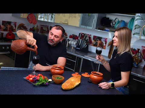 MEAT with VEGGIES  IN POTS. RECIPES IN THE OVEN.