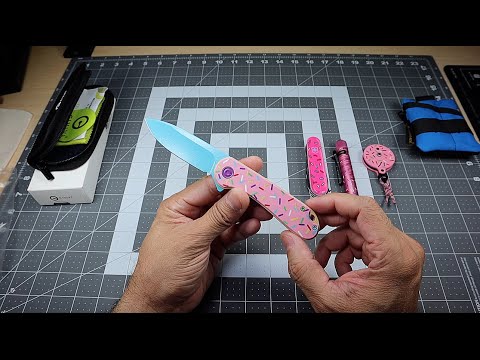 Civivi Elementum Pink G10 with Sprinkles