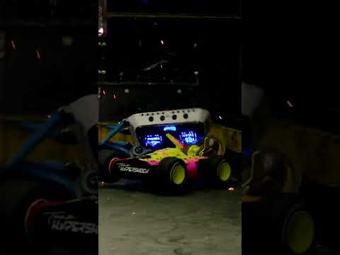 Hypershock VS Orbitron | BATTLEBOTS FaceOffs