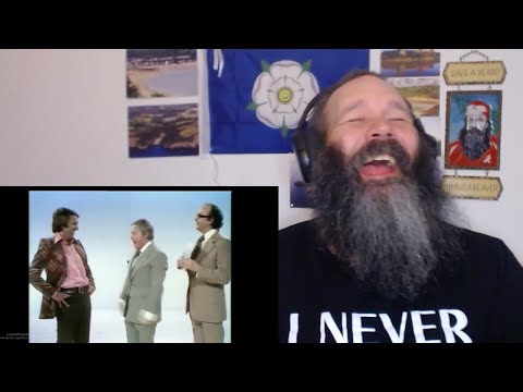 American Reacts to Morcambe and Wise with Des O'Connor