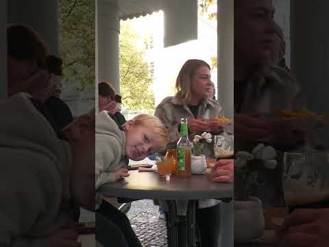 Berlin OG Snack Bar🔥😋#sausage #bratwurst #currywurst #streetfoodberlin #streetfood #food #berlinfood