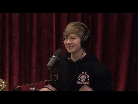 Joe Rogan Experience #1922 - Sam & Colby