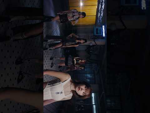 LE SSERAFIM (르세라핌) 'DIFFERENT' OFFICIAL MV