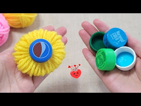 VERY USEFUL! You won't throw bottle cap in the trash once you know this idea. DIY Recycling crafts