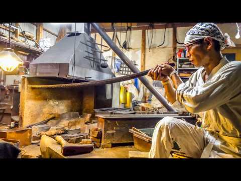 Japanese sword craftsmen! The process of making blades using traditional forging techniques.