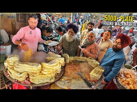 Delhi's No. 1 Tadke Wale Chole Kulche | Delhi Street Food Mayapuri | Shahi Paneer Chole Kulche