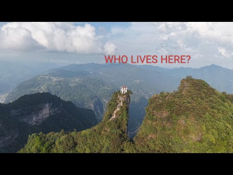 Visiting the House at the Edge of the World | Guizhou Cliff Dwellings