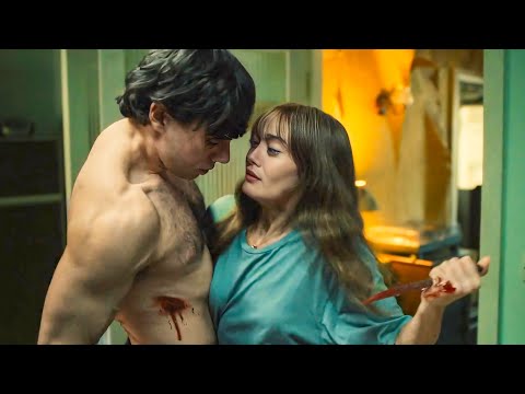 Girl Sees Her Best Friend After 10 Years, But Suddenly Remembers She's Her Bully